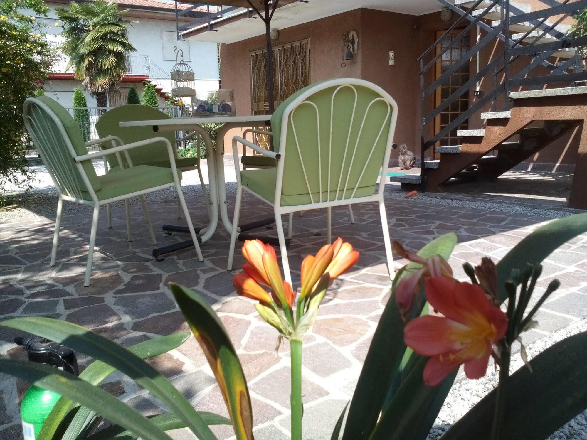 Casa Emanuela Bed & Breakfast Piazzola sul Brenta Luaran gambar