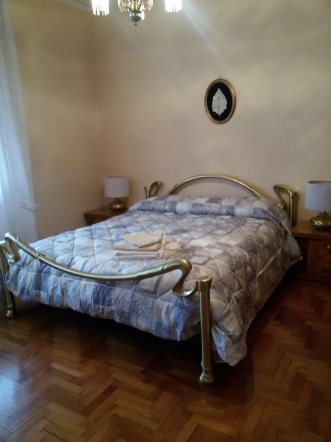 Casa Emanuela Bed & Breakfast Piazzola sul Brenta Luaran gambar