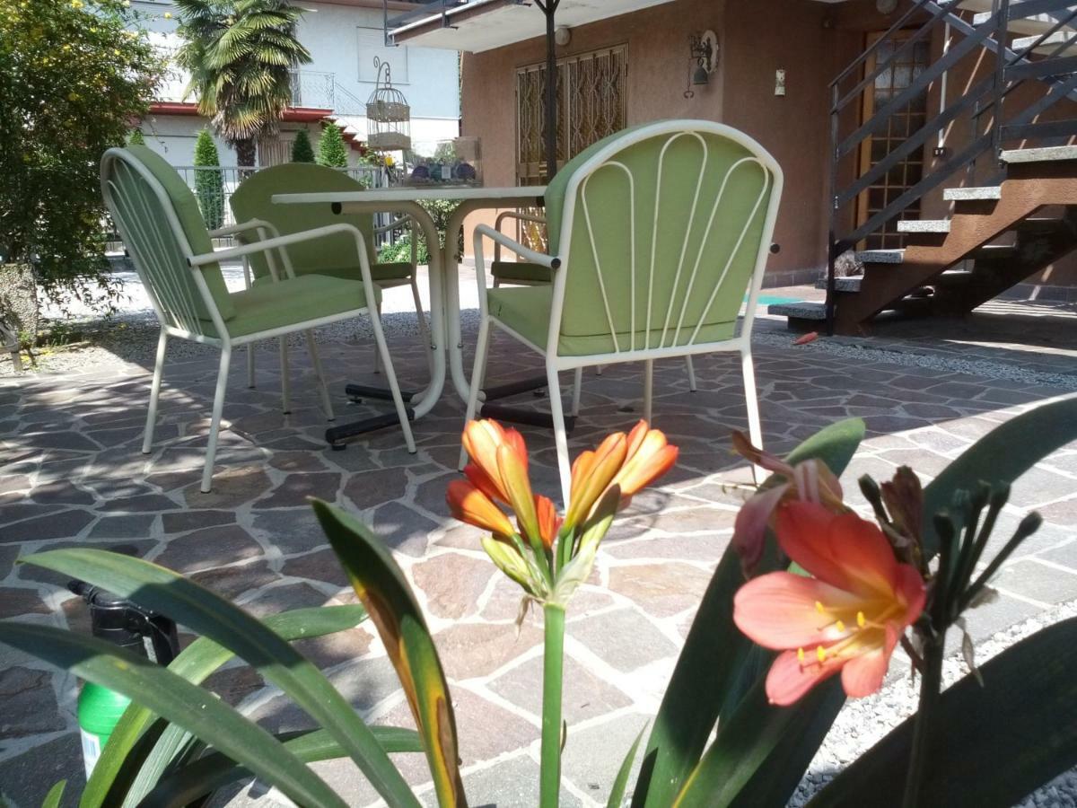 Casa Emanuela Bed & Breakfast Piazzola sul Brenta Luaran gambar