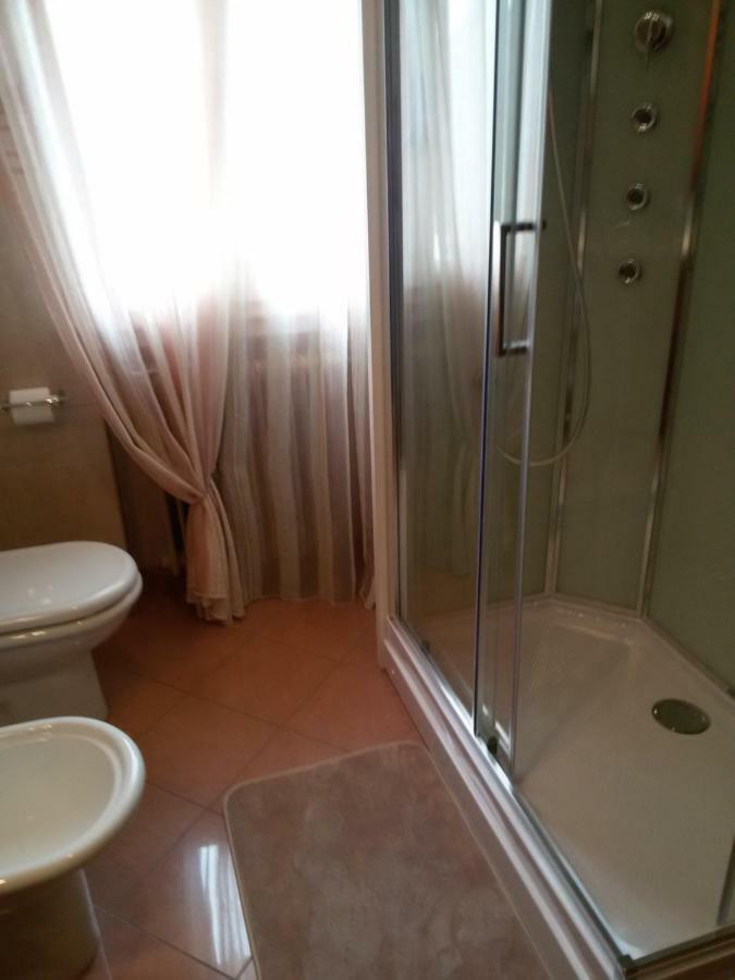 Casa Emanuela Bed & Breakfast Piazzola sul Brenta Luaran gambar