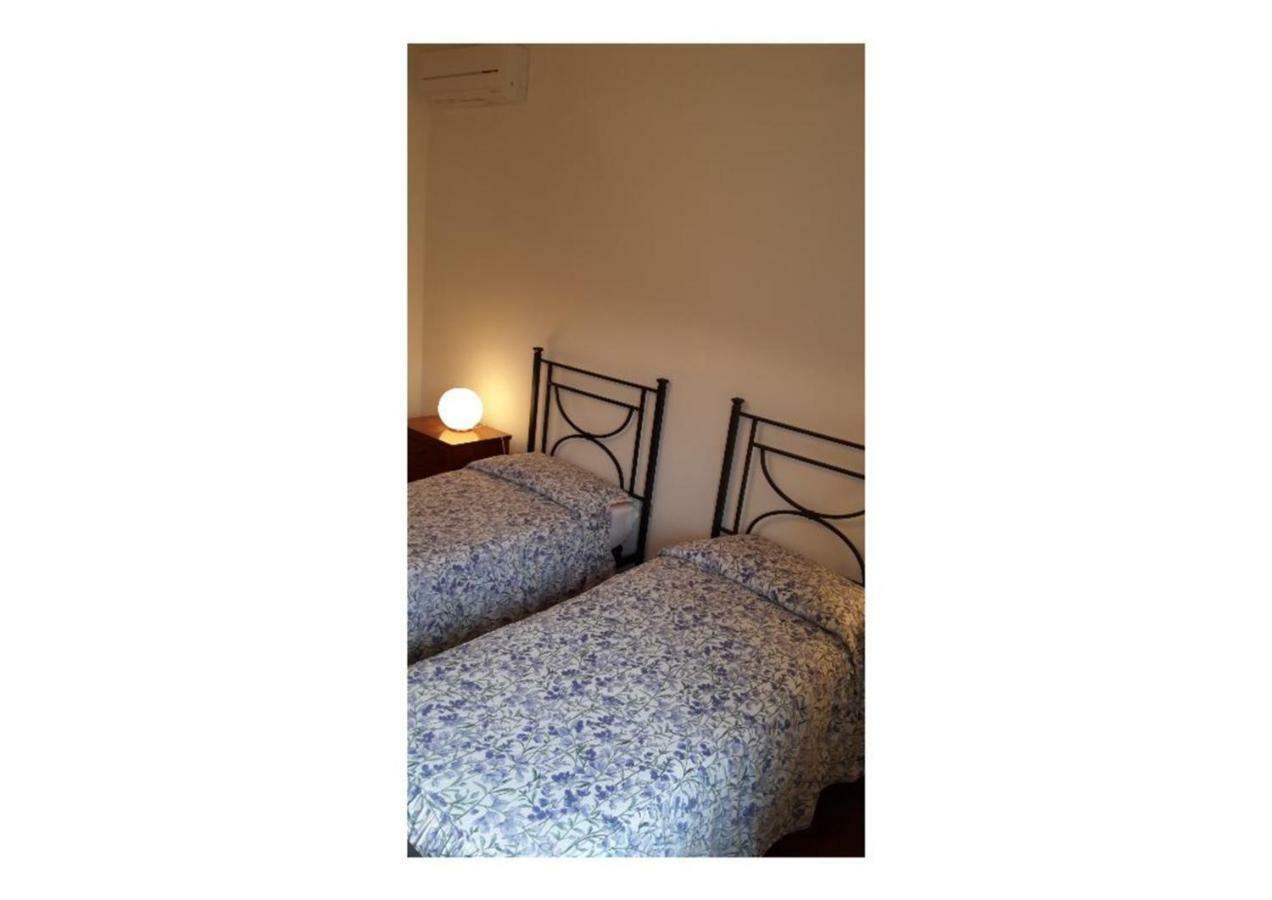Casa Emanuela Bed & Breakfast Piazzola sul Brenta Luaran gambar